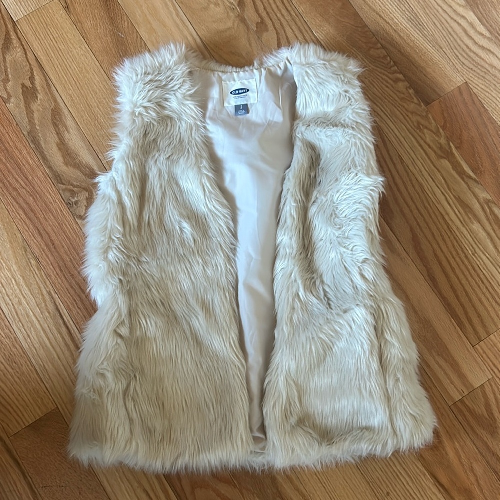 Faux fur vest